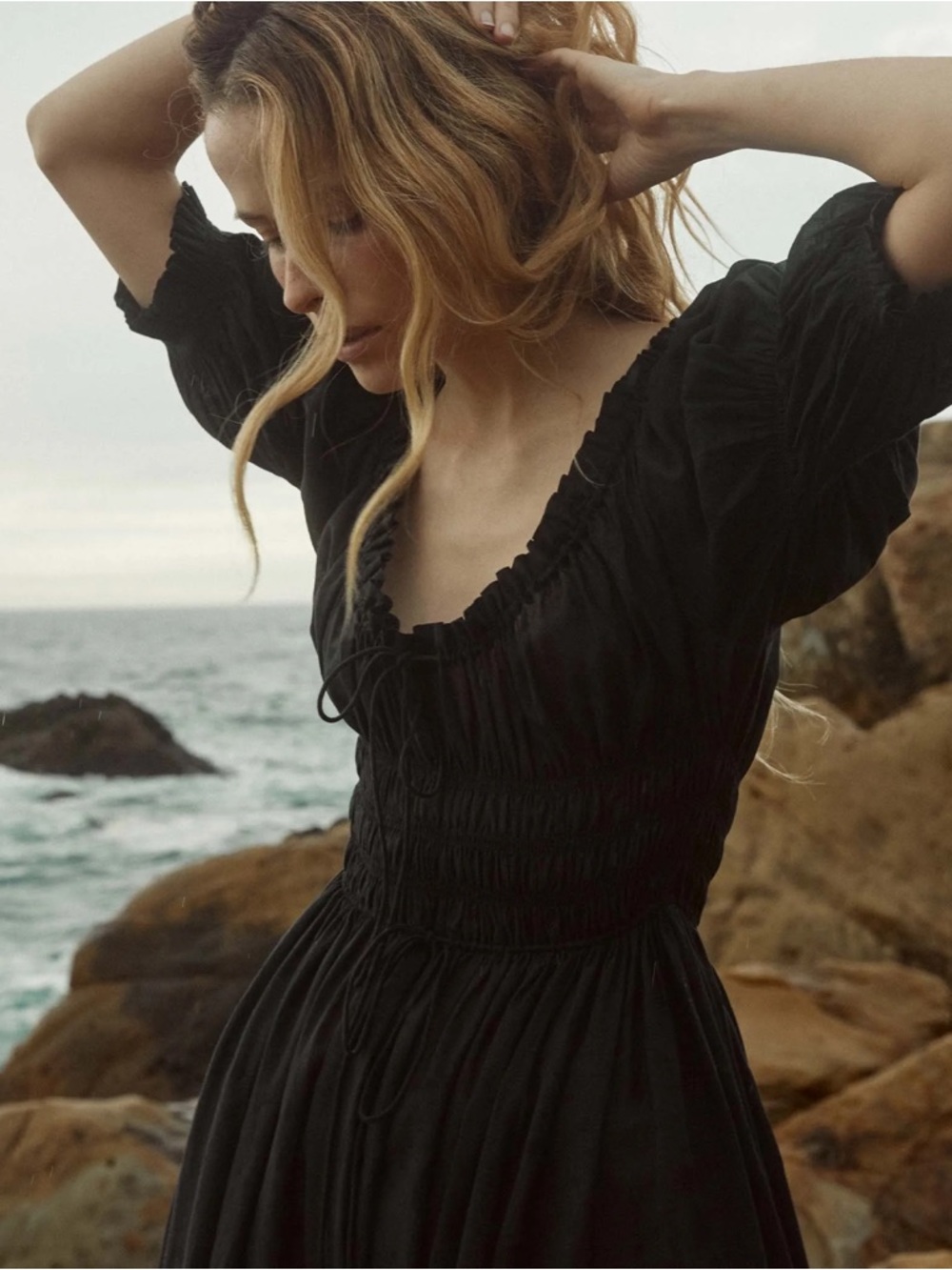 Doen Ischia Dress in Navy - Picture 2 of 13